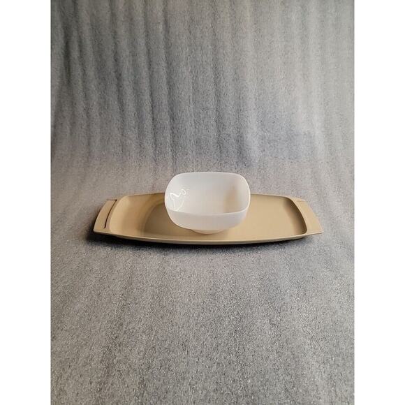 Vintage Tupperware Serv-Ette‎ Relish Tray and Dip Bowl - Picture 2 of 6